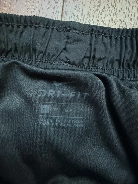 Nike Black Dri-FIT Workout Shorts - Picture 3 of 3